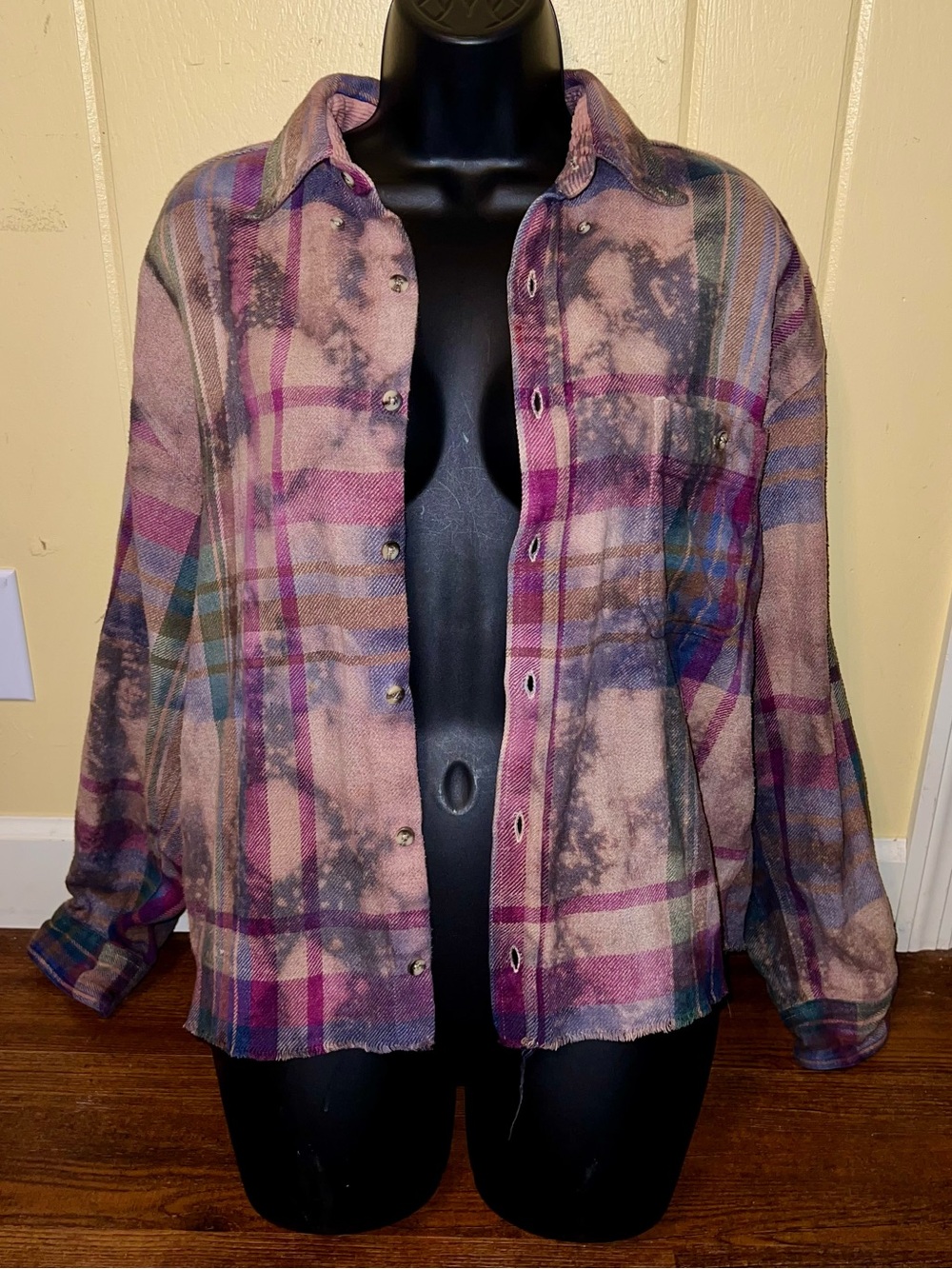 Vintage Acid Wash Crop Flannel Distressed Tie Dye Plaid Button Up Shirt Size L - Picture 3 of 10